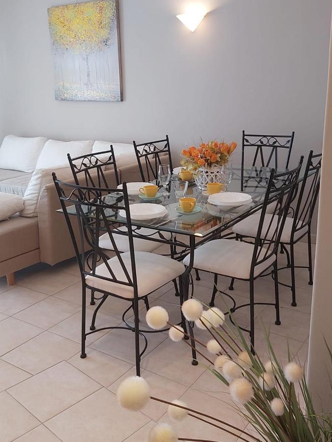 Villa Seaview With Pool - Apartment Yellow Trogir Exterior foto